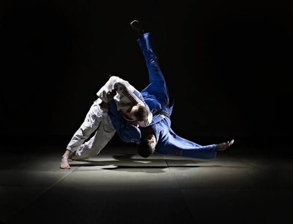 //institutodefense.com.br/wp-content/uploads/2022/12/judo-arte-defense.jpg